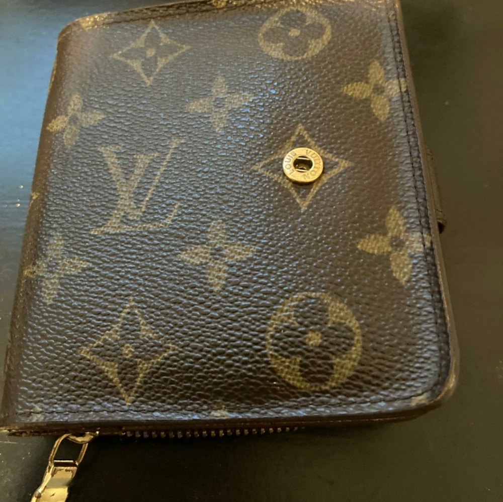 Louis Vuitton Wallet